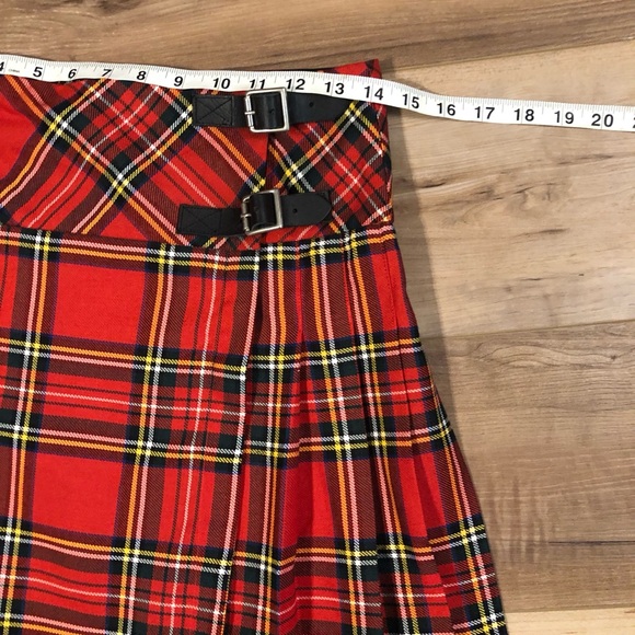 Gretna Green Red Plaid Pleated 2 Buckle Skirt Measures 28" at Waist - Picture 3 of 7